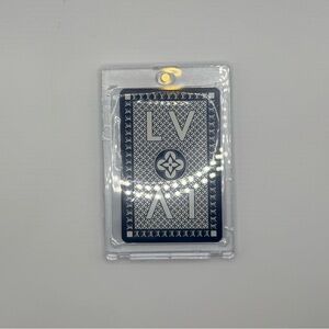 New! LV collector player card in hard case